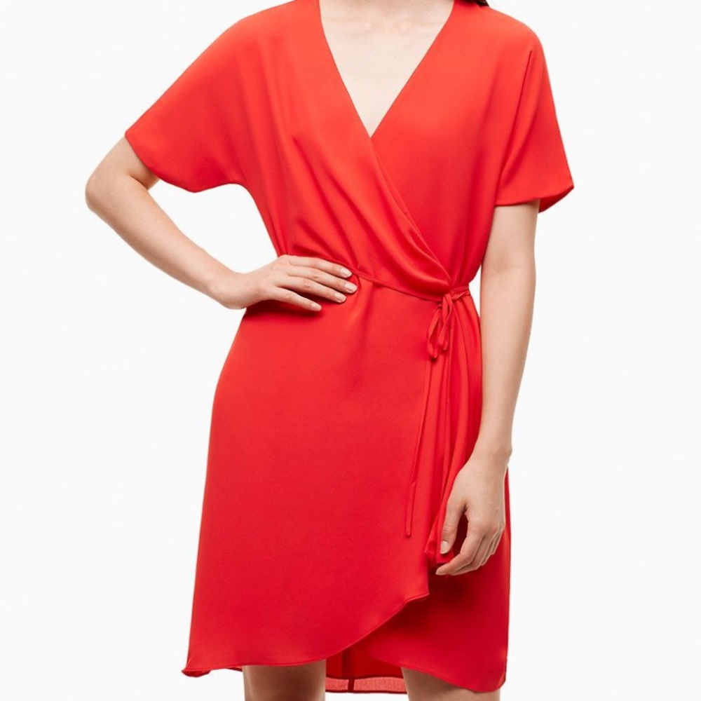 Aritzia Babaton. Wallace dress. Size Medium.